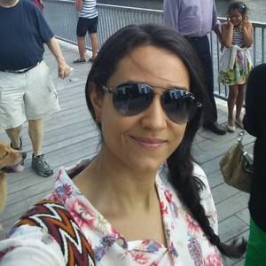 Meet your Posher, Andrea